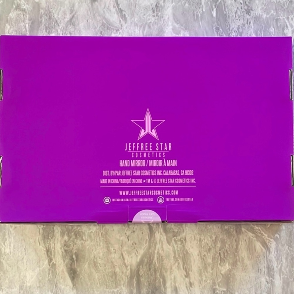 New NIB Jeffree Star Blood Lust Lavender Soft Touch Mirror Purple Matte Portable - Picture 3 of 5